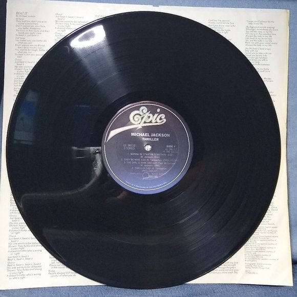 Michael Jackson Thriller 1982 Gatefold Vinyl record "G" - Picture 4 of 6